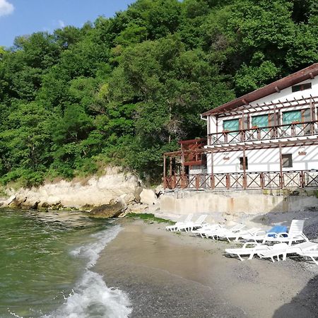 Hotel Romantika Varna Buitenkant foto