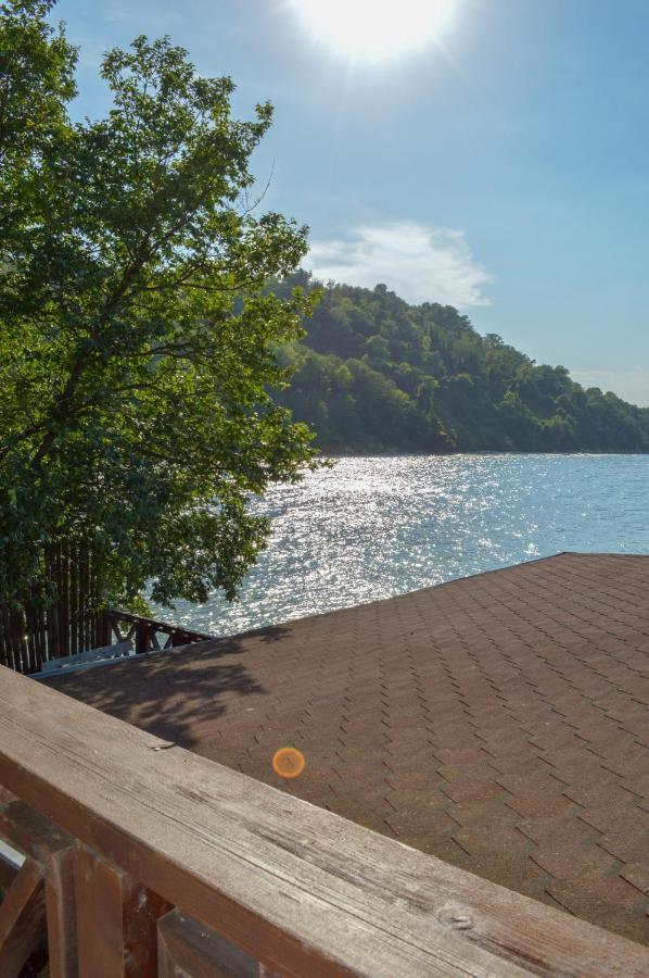 Hotel Romantika Varna Buitenkant foto